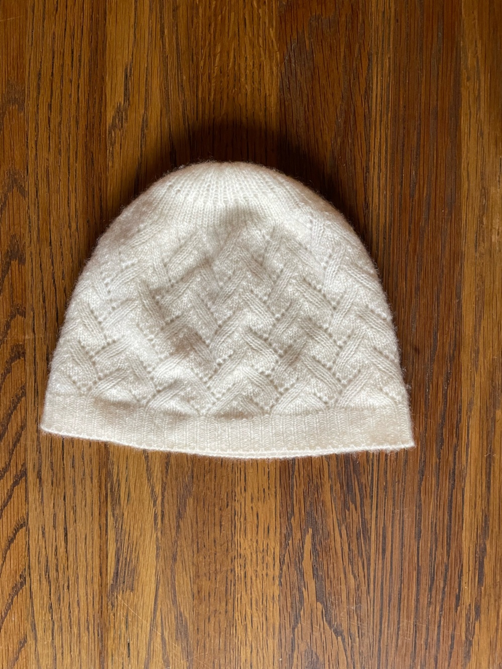 Cream Cable Knit 100% Cashmere Beanie